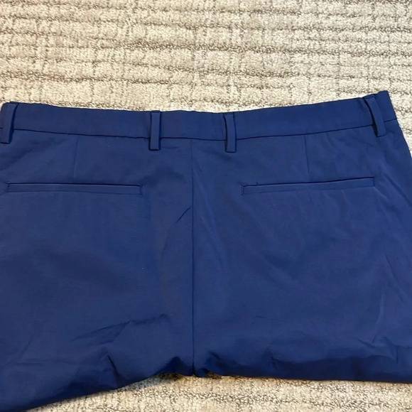 Theory mens lightweight navy shorts size 34 - Picture 5 of 5